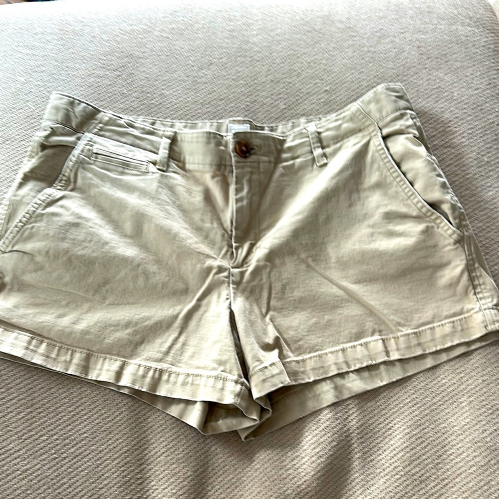 Women's Tan Shorts